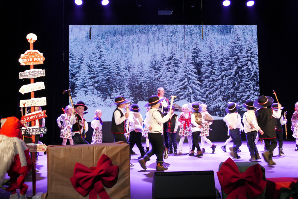 Przepiękny świąteczny koncert przygotowany przez przedszkolaki z Lipki