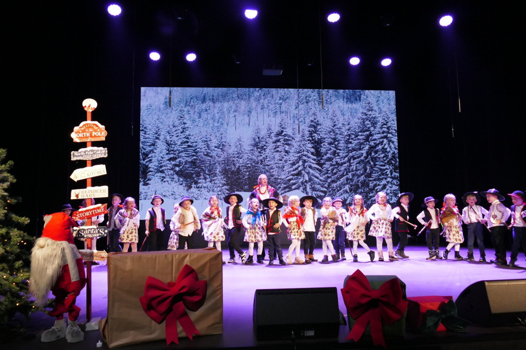 Przepiękny świąteczny koncert przygotowany przez przedszkolaki z Lipki