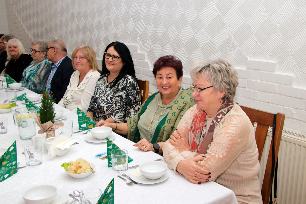 Gmina Wyrzysk: Spotkanie bożonarodzeniowe Klubów Seniora