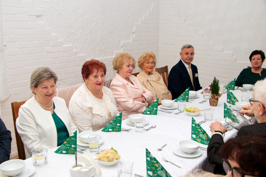 Gmina Wyrzysk: Spotkanie bożonarodzeniowe Klubów Seniora