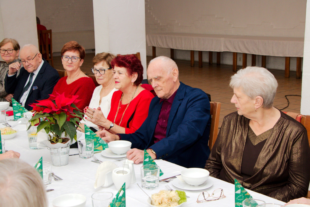 Gmina Wyrzysk: Spotkanie bożonarodzeniowe Klubów Seniora