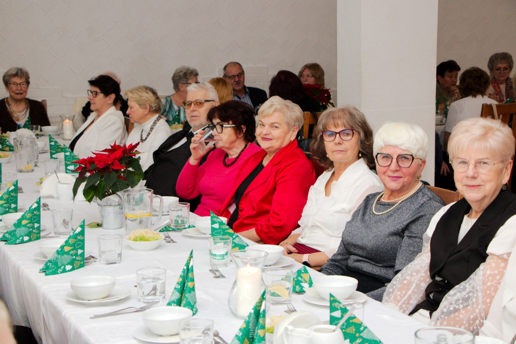 Gmina Wyrzysk: Spotkanie bożonarodzeniowe Klubów Seniora