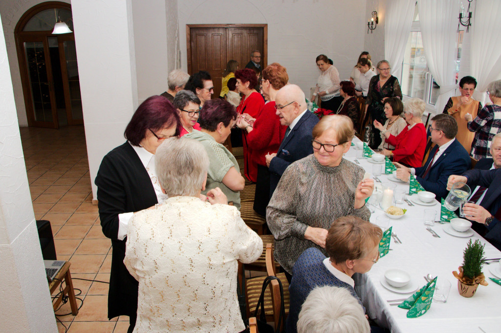 Gmina Wyrzysk: Spotkanie bożonarodzeniowe Klubów Seniora