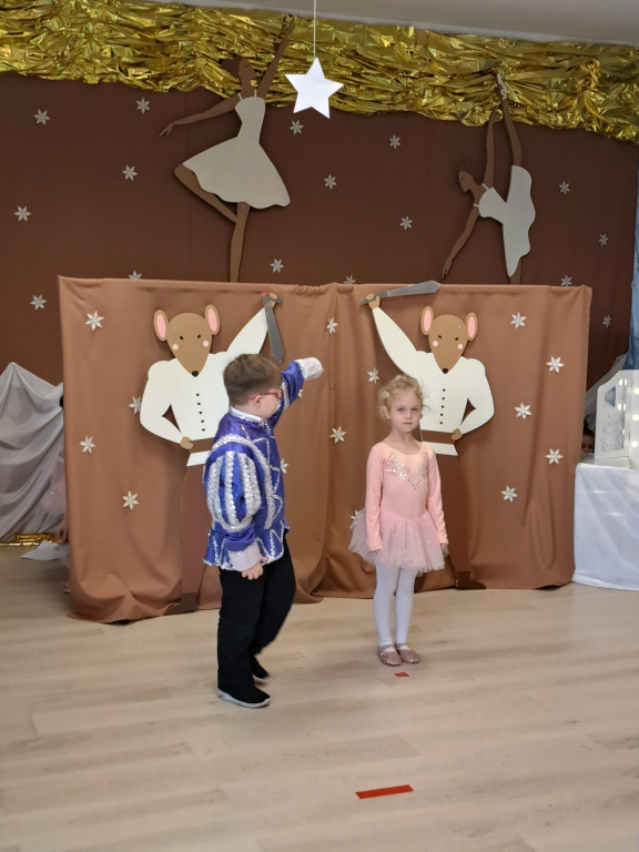 Okonek: Wyjątkowe jasełka pt. „Dziadek do Orzechów” w Jedyneczce