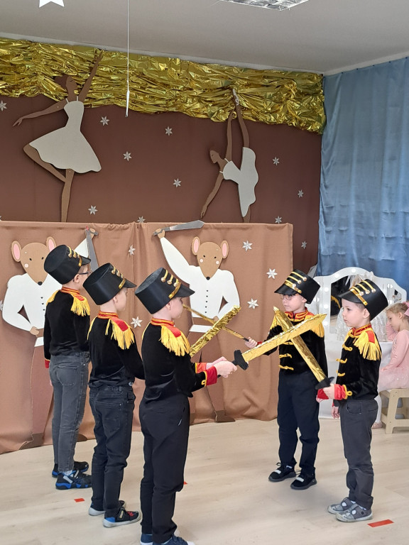 Okonek: Wyjątkowe jasełka pt. „Dziadek do Orzechów” w Jedyneczce