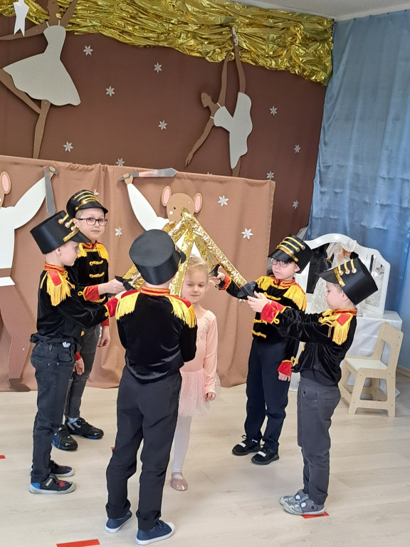 Okonek: Wyjątkowe jasełka pt. „Dziadek do Orzechów” w Jedyneczce