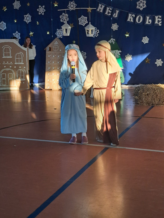 Gmina Okonek: Jasełka w Zespole Szkół w Lotyniu