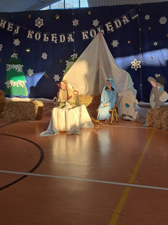 Gmina Okonek: Jasełka w Zespole Szkół w Lotyniu