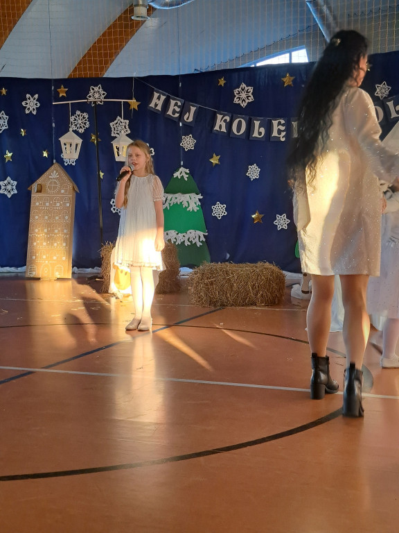 Gmina Okonek: Jasełka w Zespole Szkół w Lotyniu