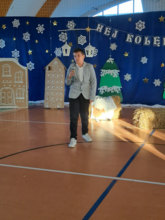 Gmina Okonek: Jasełka w Zespole Szkół w Lotyniu