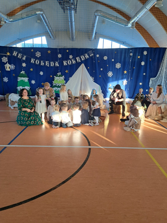 Gmina Okonek: Jasełka w Zespole Szkół w Lotyniu