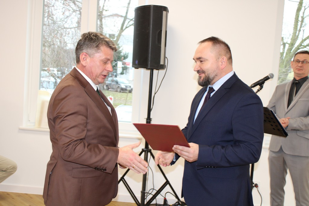 Uroczyste oddanie do użytku zmodernizowanego budynku Domu Dziennego Pobytu i Żłobka Miejskiego w Mroczy