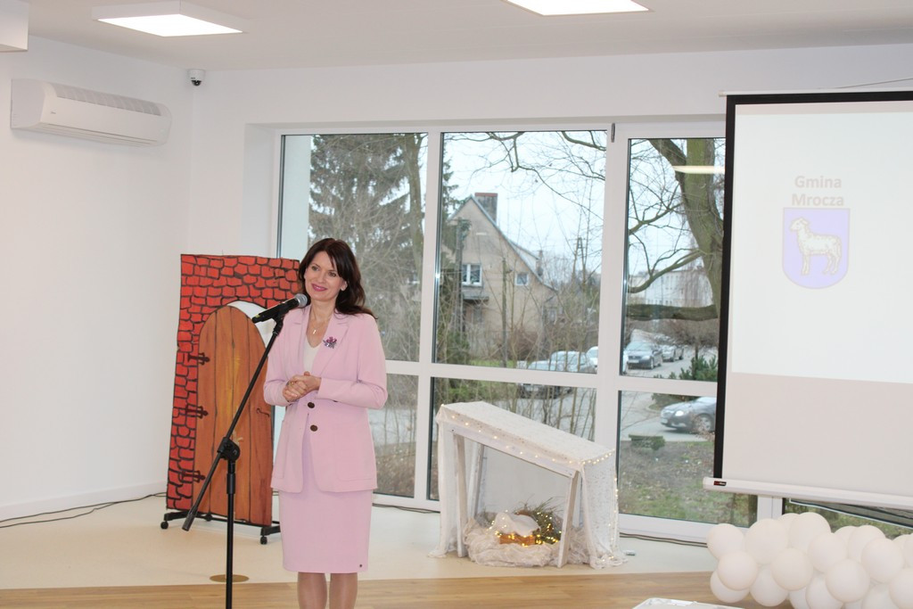 Uroczyste oddanie do użytku zmodernizowanego budynku Domu Dziennego Pobytu i Żłobka Miejskiego w Mroczy