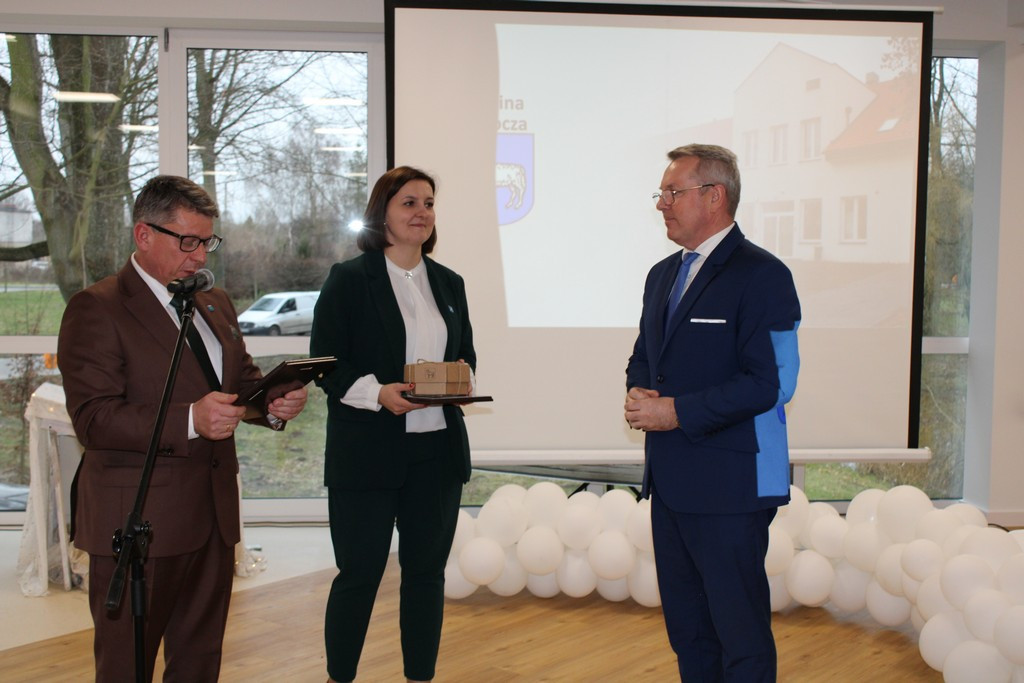 Uroczyste oddanie do użytku zmodernizowanego budynku Domu Dziennego Pobytu i Żłobka Miejskiego w Mroczy