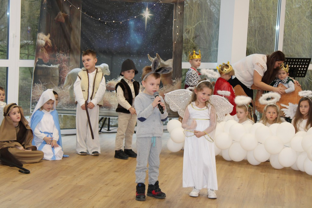 Uroczyste oddanie do użytku zmodernizowanego budynku Domu Dziennego Pobytu i Żłobka Miejskiego w Mroczy