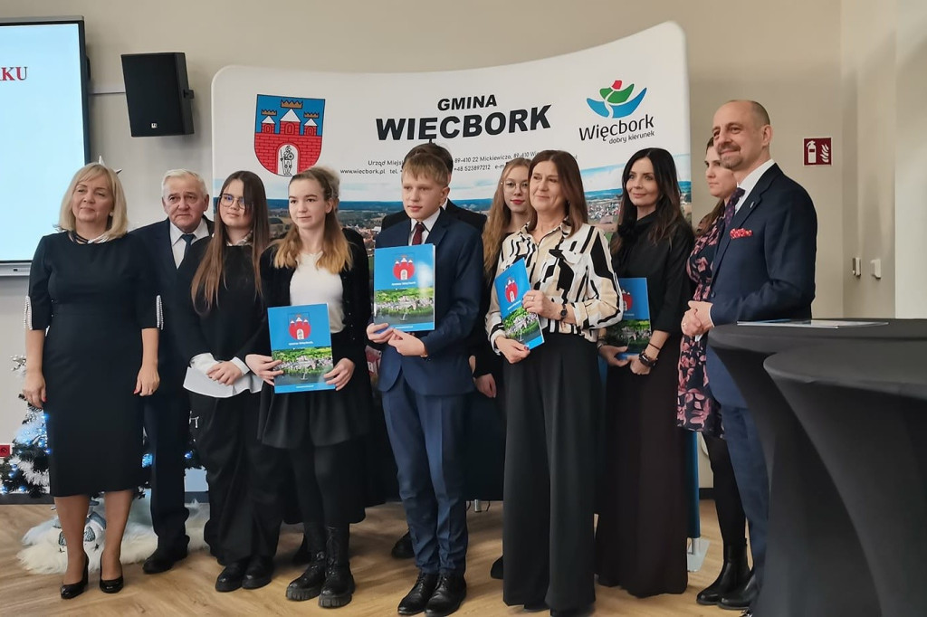 Złote Pióro Przewodniczącej Rady Miejskiej w Więcborku i Burmistrza Więcborka