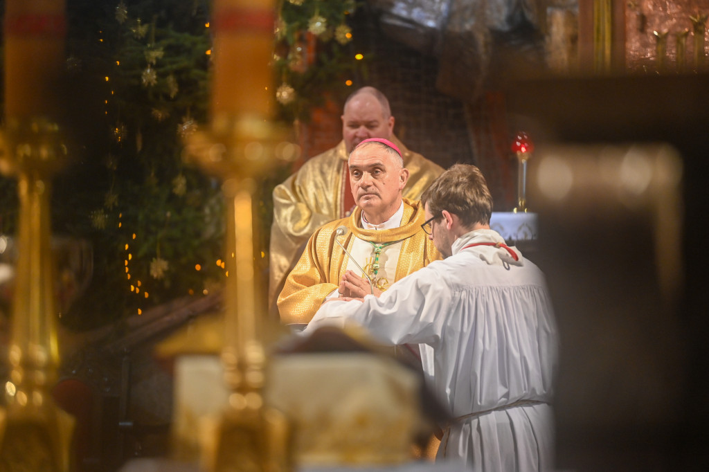 Bydgoszcz: Wielotysięczny tłum przeszedł w 13. Bydgoskim Orszaku Trzech Króli