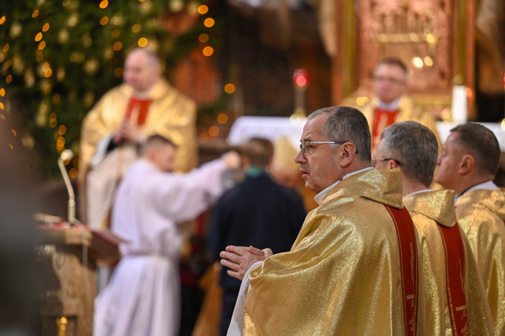 Bydgoszcz: Wielotysięczny tłum przeszedł w 13. Bydgoskim Orszaku Trzech Króli