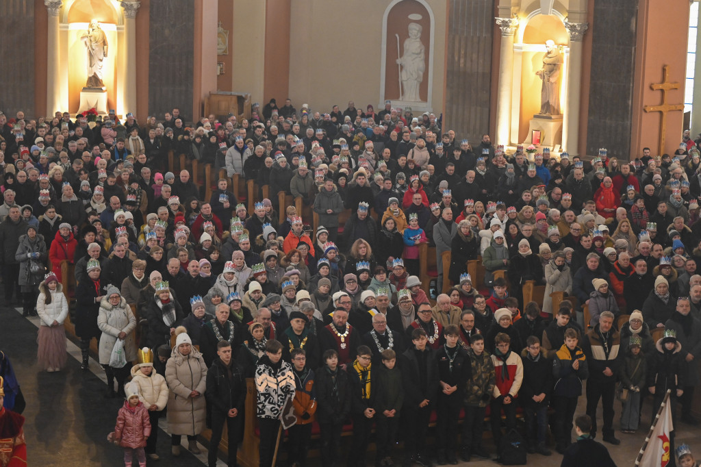 Bydgoszcz: Wielotysięczny tłum przeszedł w 13. Bydgoskim Orszaku Trzech Króli