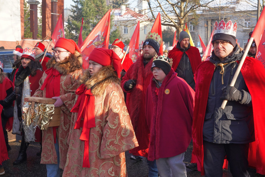 Bydgoszcz: Wielotysięczny tłum przeszedł w 13. Bydgoskim Orszaku Trzech Króli