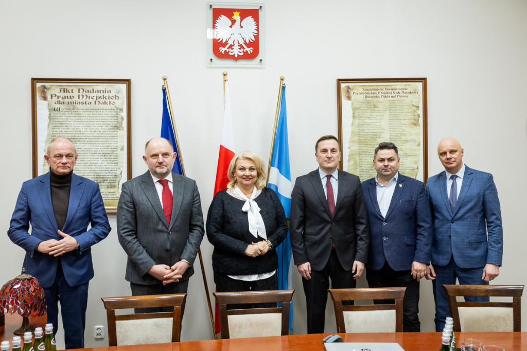 Marszałek województwa i przewodnicząca sejmiku odwiedzili Nakło nad Notecią