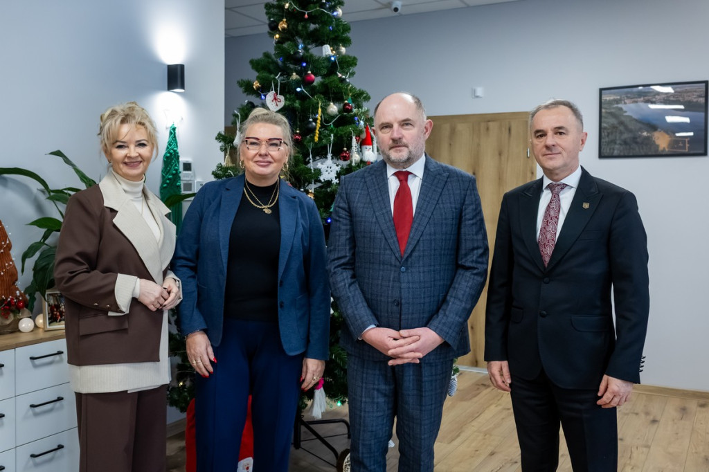 Marszałek Piotr Całbecki z wizytą gospodarską w Sępólnie Krajeńskim