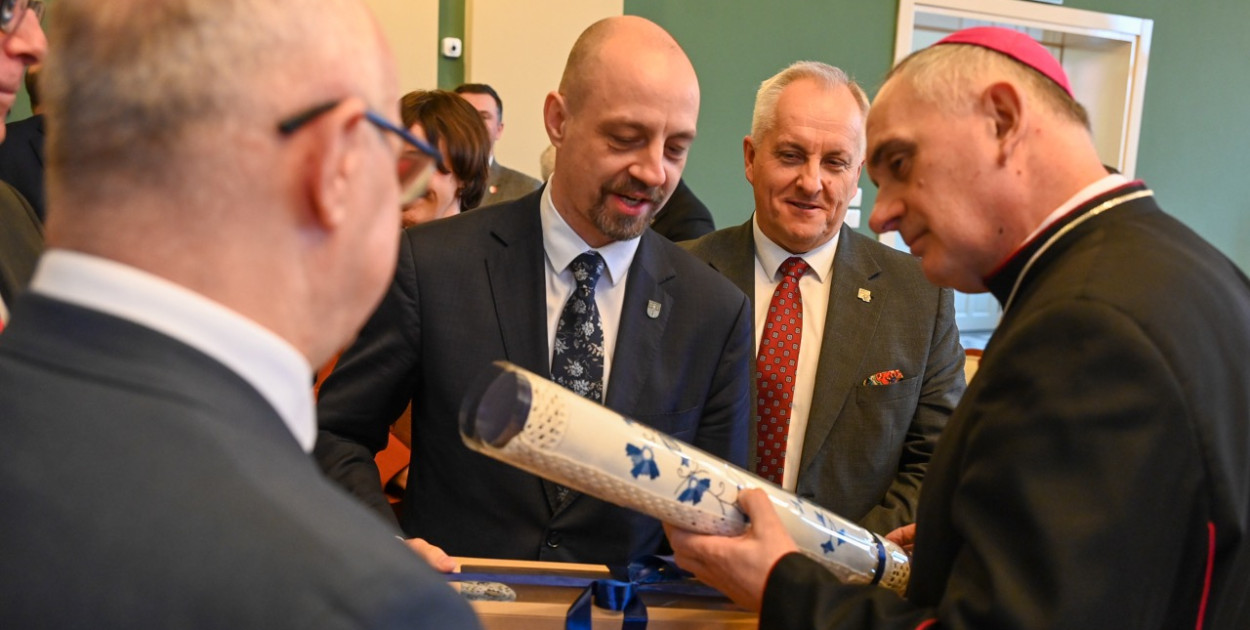 Bydgoszcz: Spotkanie biskupa Włodarczyka z samorządowcami