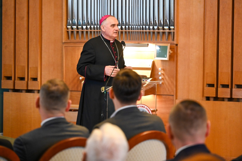 Bydgoszcz: Spotkanie biskupa Włodarczyka z samorządowcami