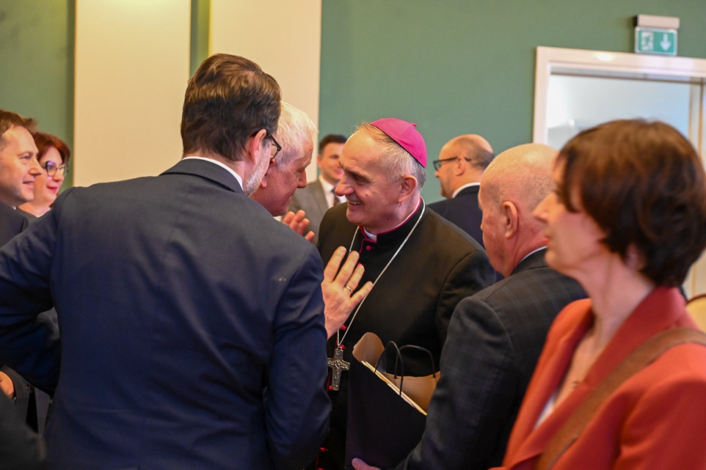 Bydgoszcz: Spotkanie biskupa Włodarczyka z samorządowcami