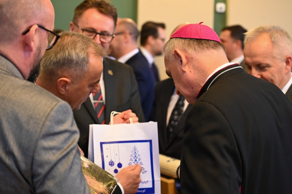 Bydgoszcz: Spotkanie biskupa Włodarczyka z samorządowcami