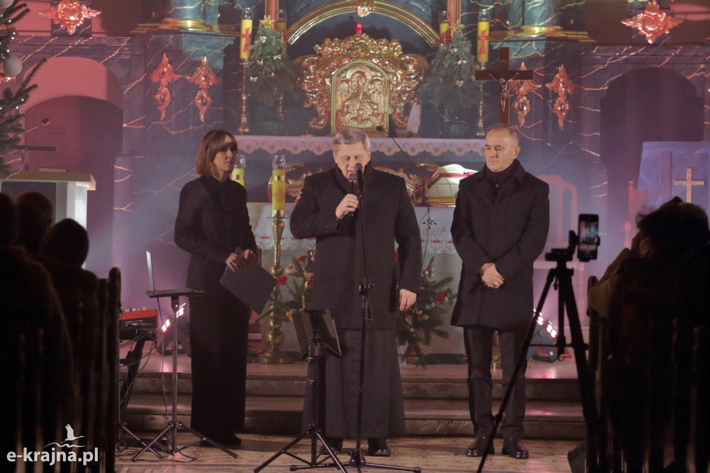 Narodził się pośród jasnych gwiazd... – niedzielny wieczór pełen kolęd i refleksji