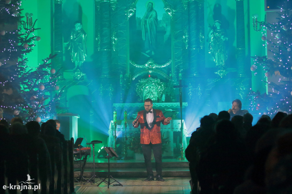 Narodził się pośród jasnych gwiazd... – niedzielny wieczór pełen kolęd i refleksji