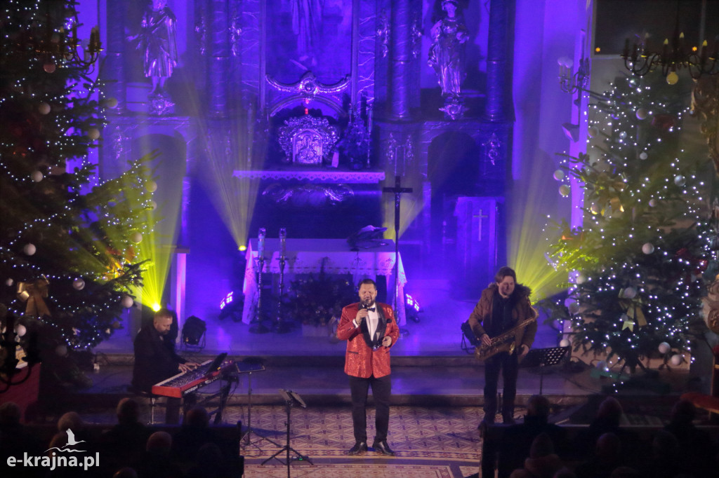 Narodził się pośród jasnych gwiazd... – niedzielny wieczór pełen kolęd i refleksji