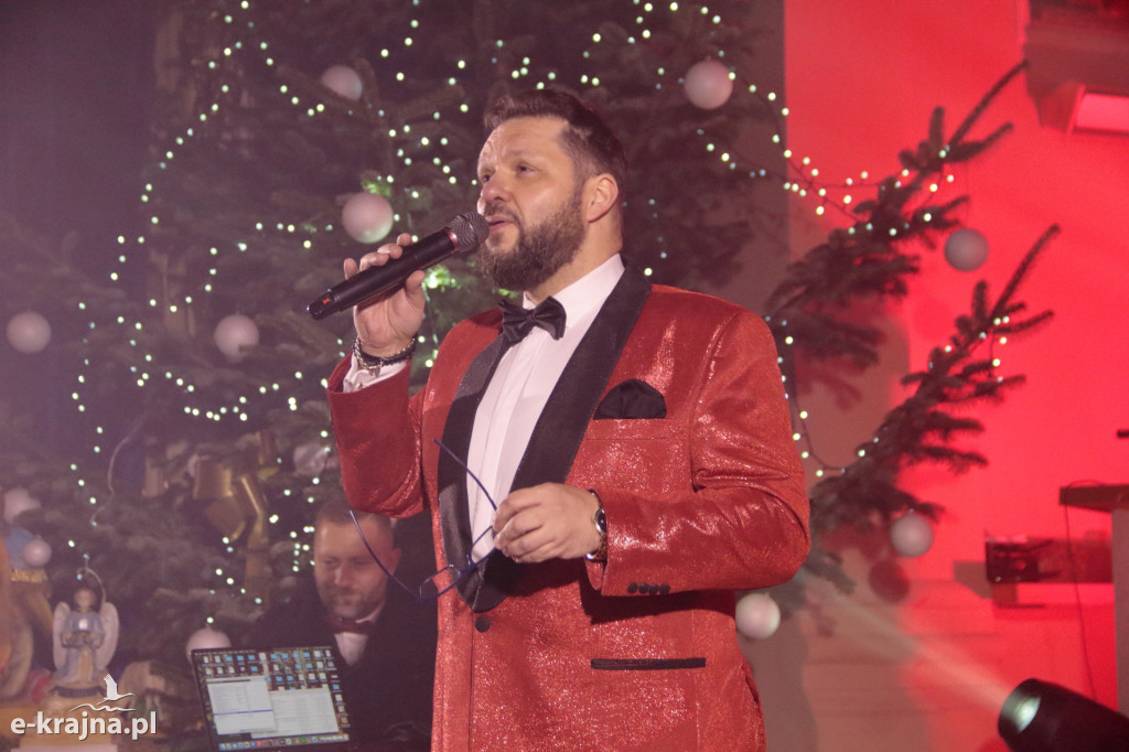 Narodził się pośród jasnych gwiazd... – niedzielny wieczór pełen kolęd i refleksji