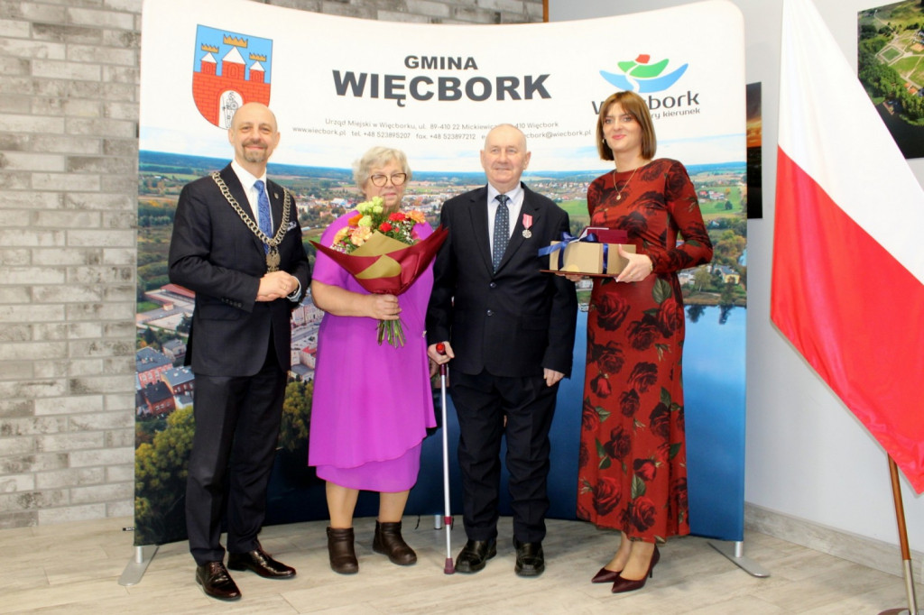 Więcbork: Pary na medal – wręczenie odznaczeń Złotym Jubilatom