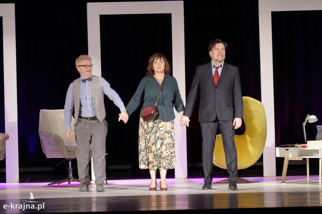 Śmiech, który skłania do myślenia. „Cudowna terapia” w CKiS