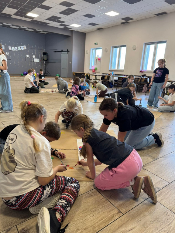 Zimowe zajęcia dla dzieci w Ślesinie, gm. Nakło nad Notecią