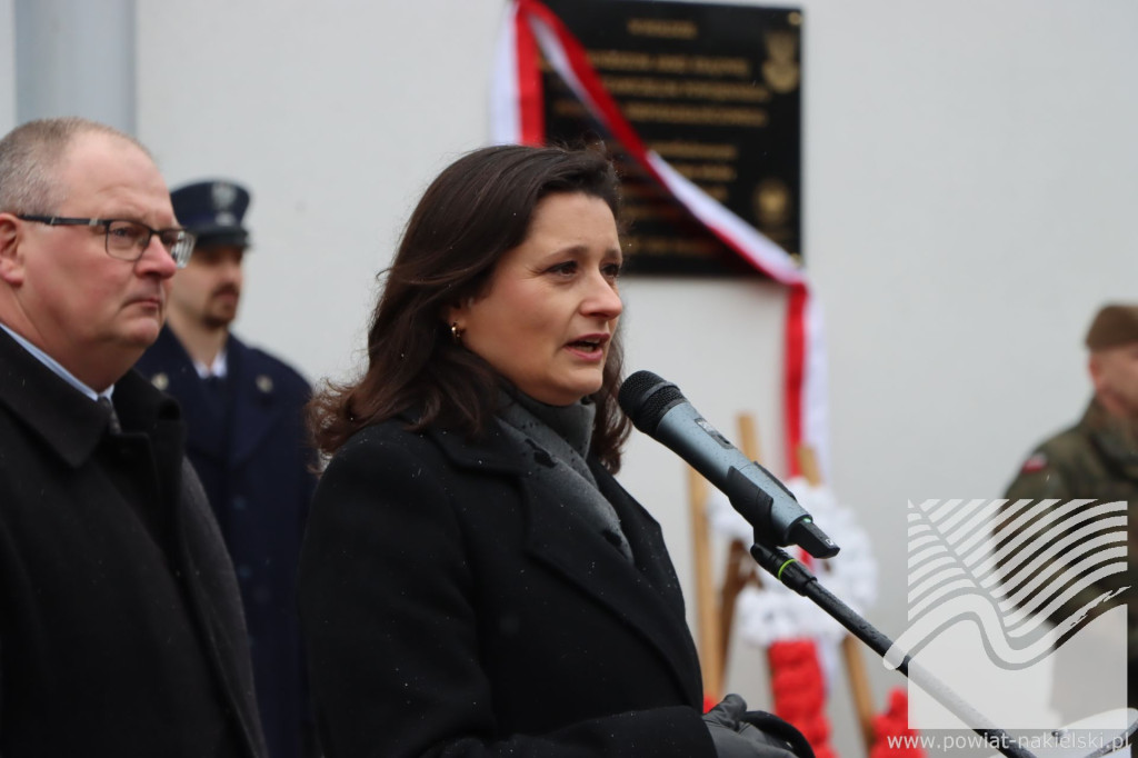 Narodowy Dzień Pamięci Żołnierzy Armii Krajowej – odsłonięcie tablicy w Potulicach, gm. Nakło nad Notecią