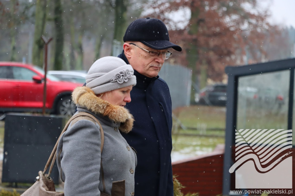 Narodowy Dzień Pamięci Żołnierzy Armii Krajowej – odsłonięcie tablicy w Potulicach, gm. Nakło nad Notecią