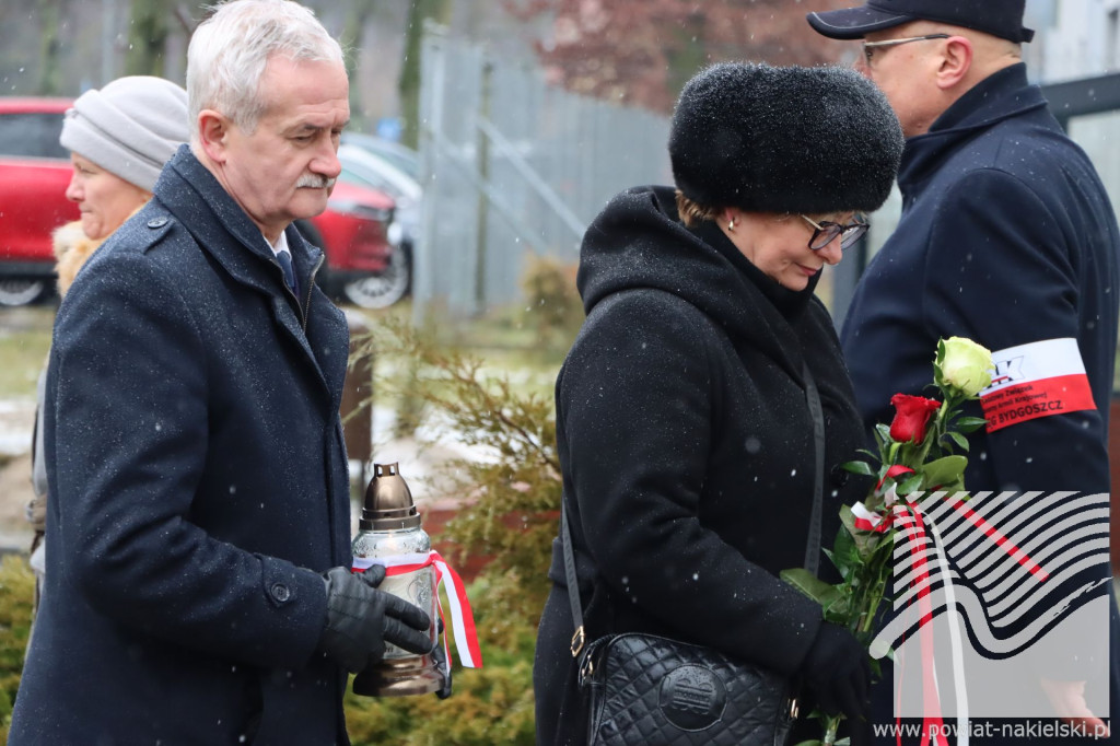 Narodowy Dzień Pamięci Żołnierzy Armii Krajowej – odsłonięcie tablicy w Potulicach, gm. Nakło nad Notecią