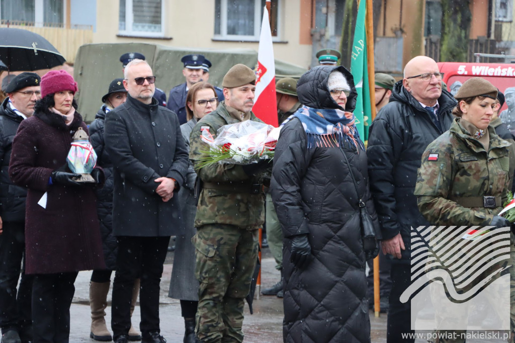 Narodowy Dzień Pamięci Żołnierzy Armii Krajowej – odsłonięcie tablicy w Potulicach, gm. Nakło nad Notecią