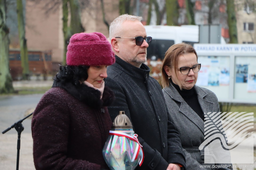 Narodowy Dzień Pamięci Żołnierzy Armii Krajowej – odsłonięcie tablicy w Potulicach, gm. Nakło nad Notecią