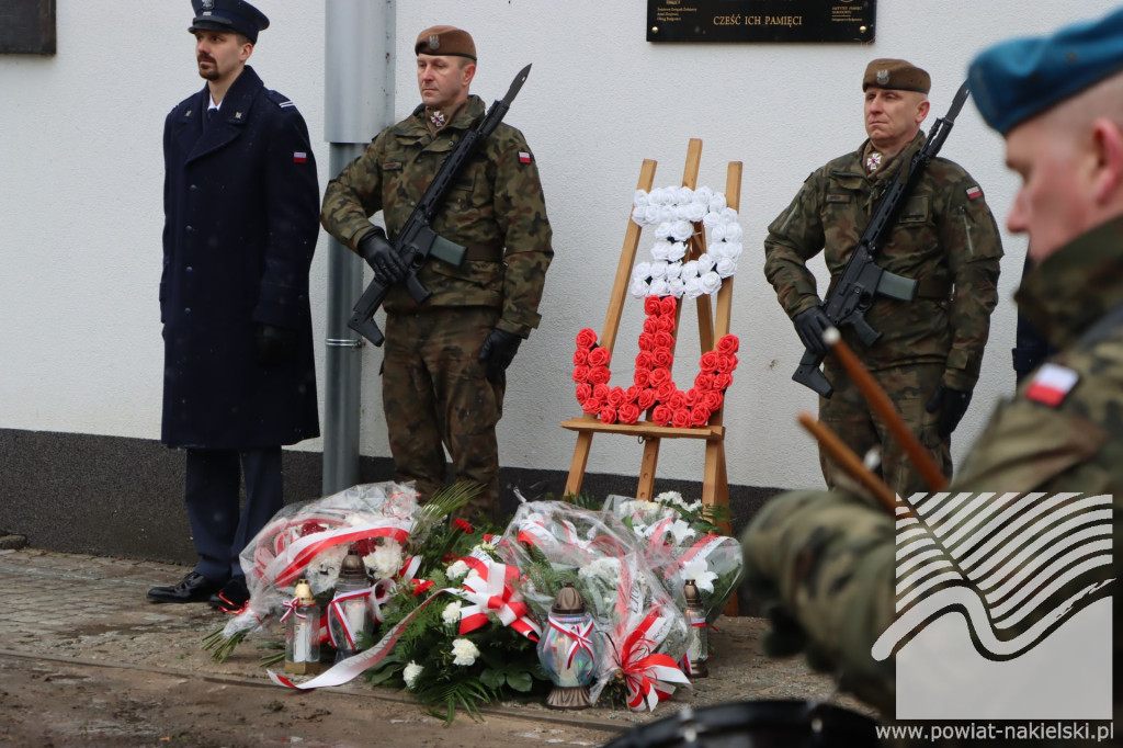 Narodowy Dzień Pamięci Żołnierzy Armii Krajowej – odsłonięcie tablicy w Potulicach, gm. Nakło nad Notecią