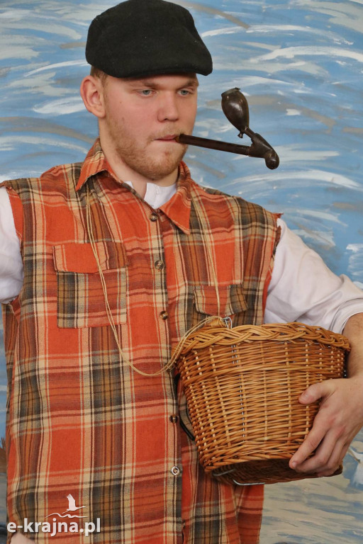 Sypniewo: Igraszki ze sztuką w ZSCKR - wystawa żywych obrazów 2