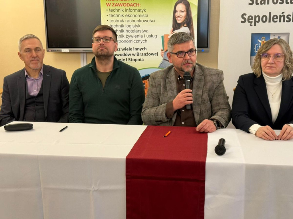 Podpisanie umowy na budowę lokalnej ciepłowni dla LO i CKZiU Więcbork