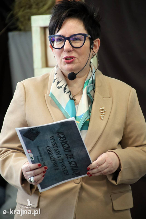 Sypniewo: Igraszki ze sztuką w ZSCKR - wystawa żywych obrazów 2