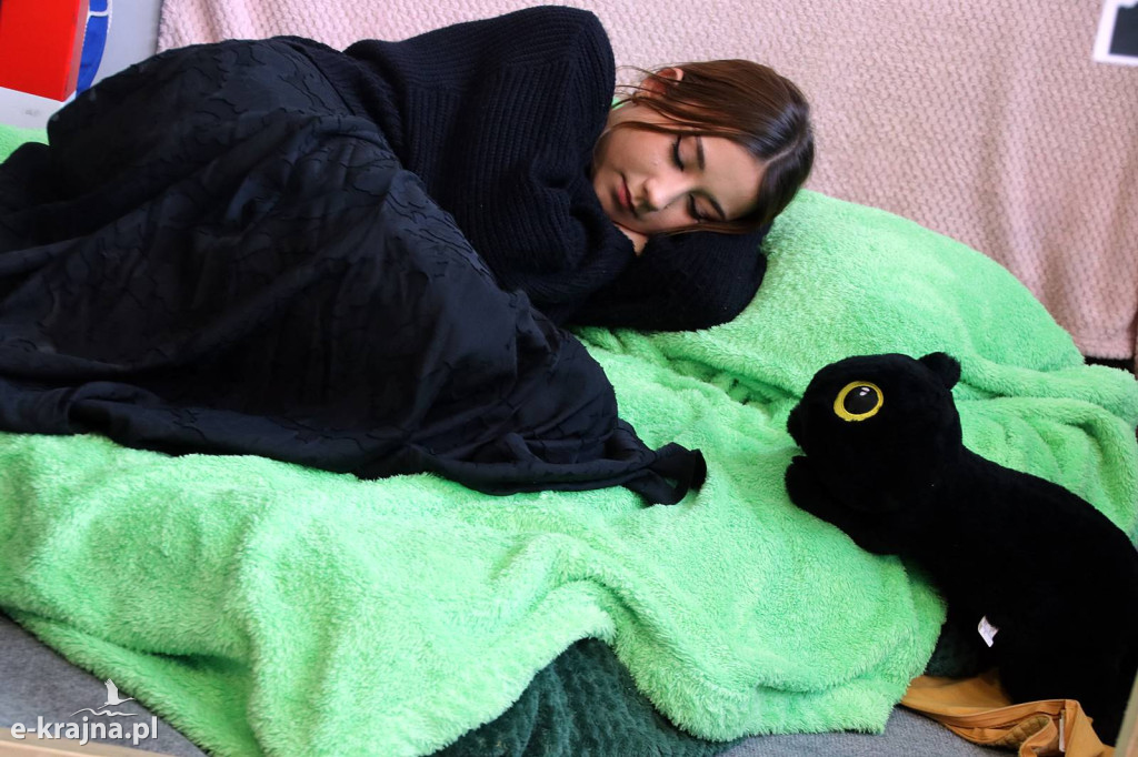 Sypniewo: Igraszki ze sztuką w ZSCKR - wystawa żywych obrazów 2