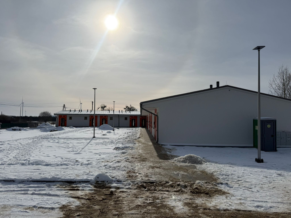 Człuchów: Odbudowane po pożarze budynki komunalne na Słowackiego uroczyście otwarte