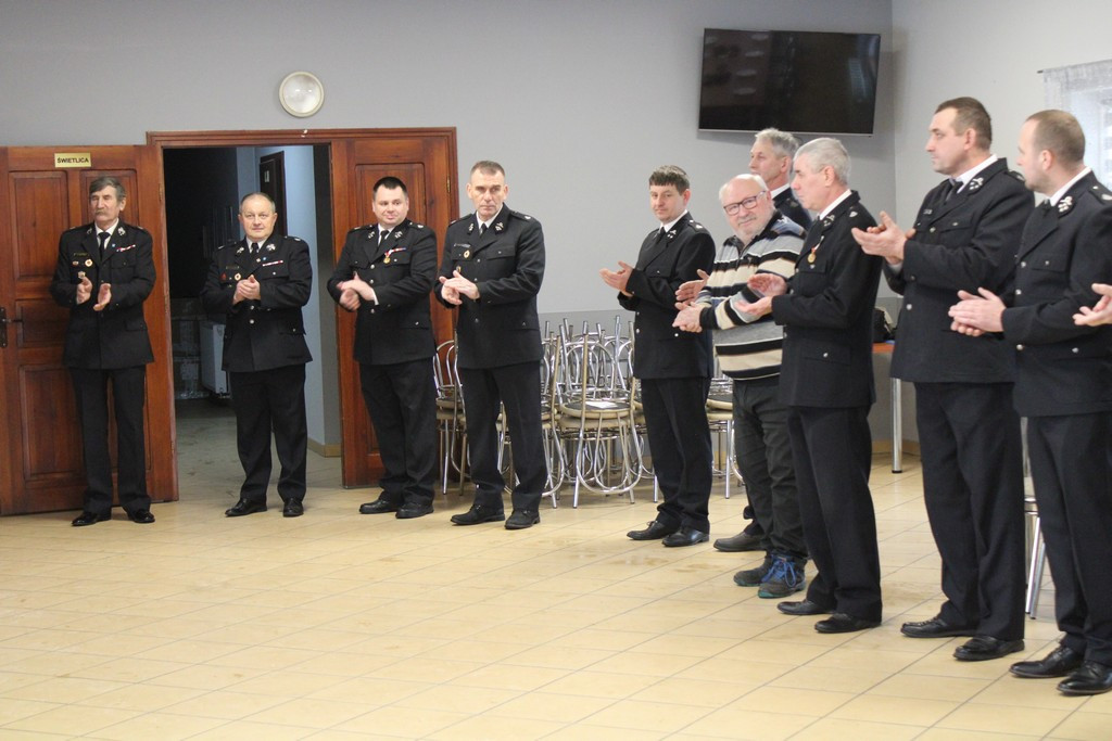 Mrocza: Uroczyste przekazanie sprzętu jednostkom OSP