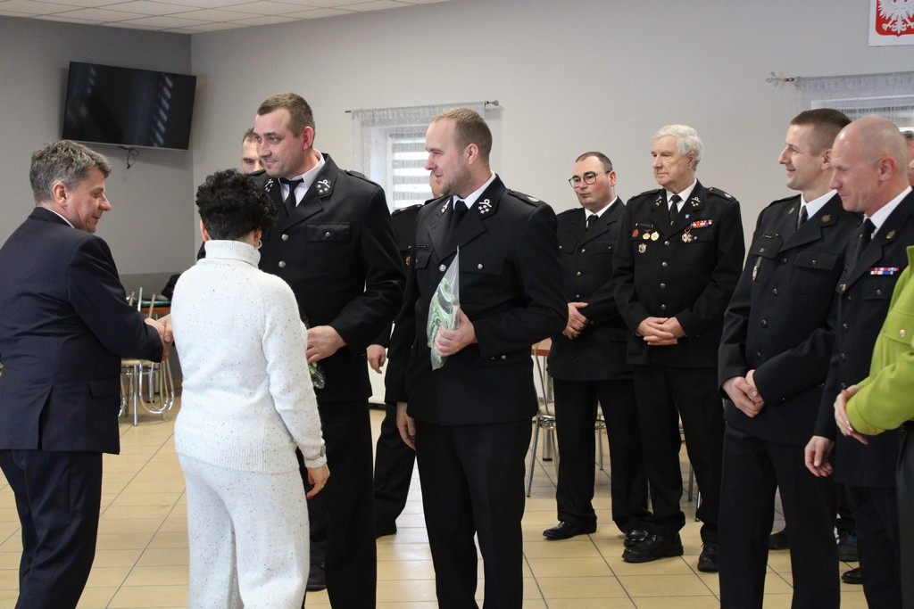 Mrocza: Uroczyste przekazanie sprzętu jednostkom OSP